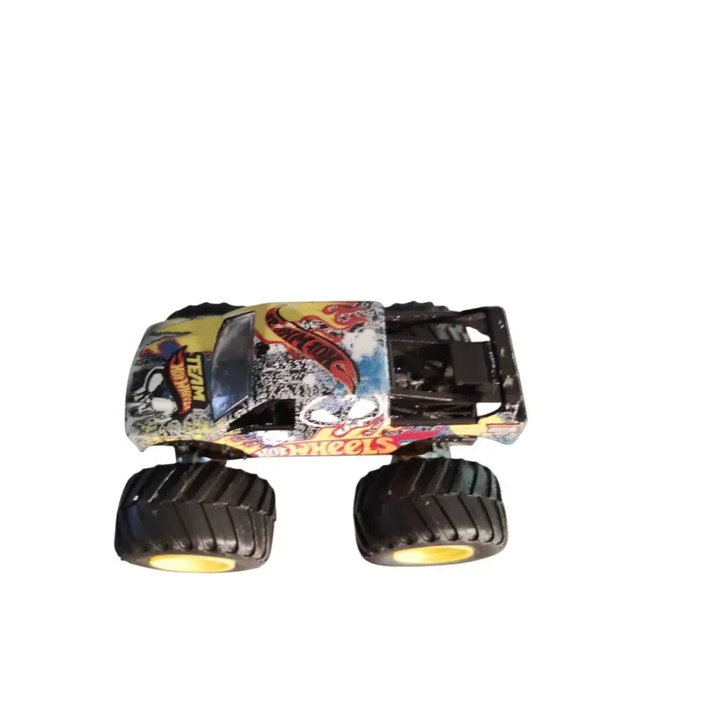 Mattel Hot Wheels MONSTER JAM Trucks TEAM FIRESTORM 1:24 Scale Diecast 2016